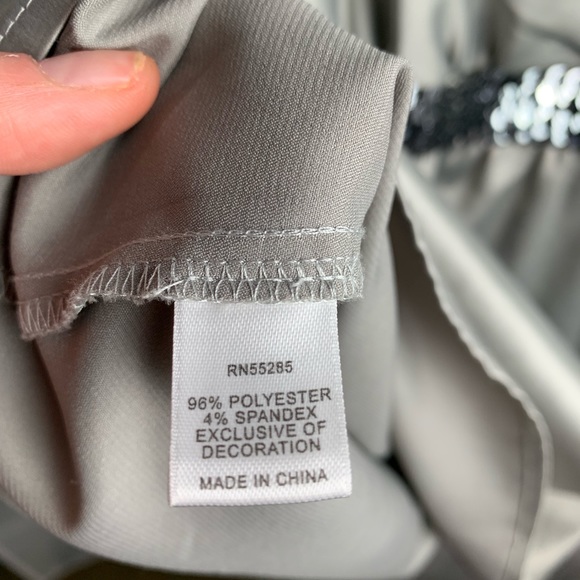 Express Silver Sequin Tank Top - Picture 6 of 7